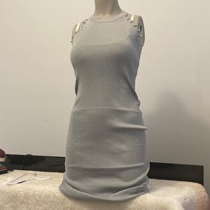Colombian dress in gray